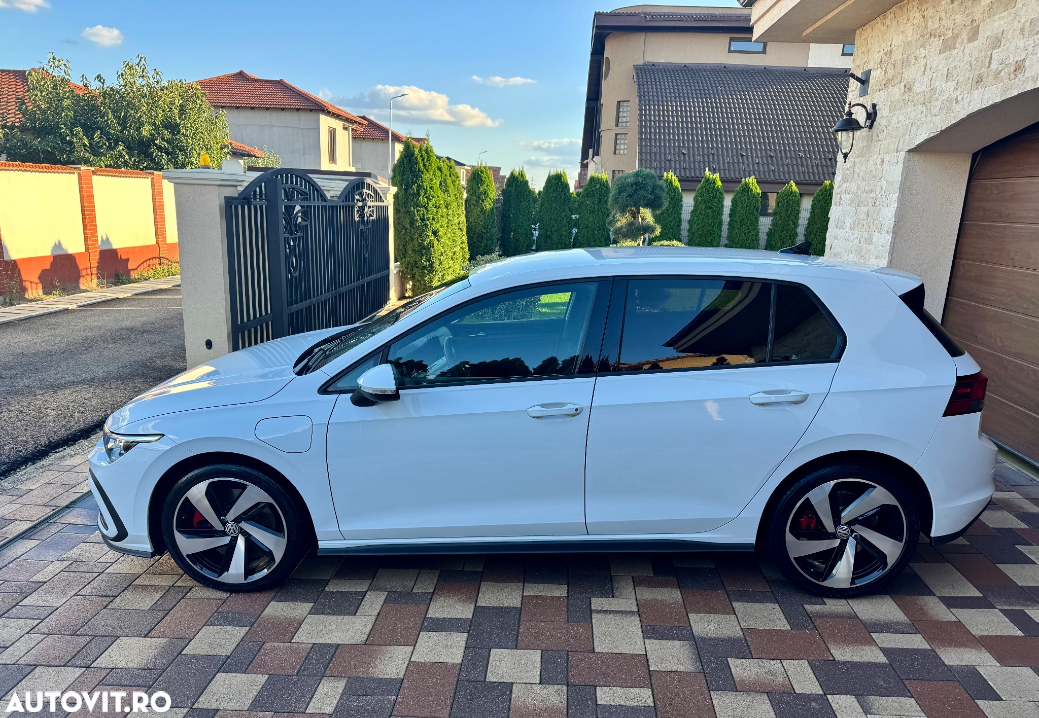 Volkswagen Golf 1.4 eHybrid OPF DSG GTE - 4