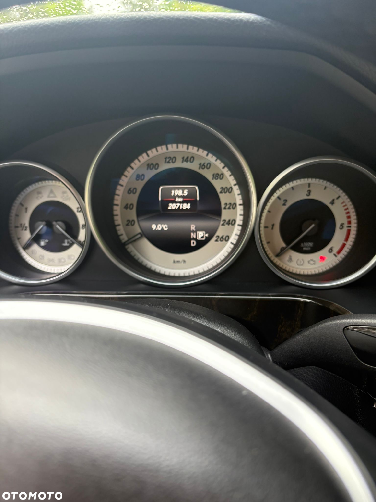 Mercedes-Benz Klasa E 220 T CDI DPF BlueEFFICIENCY Automatik Elegance - 26