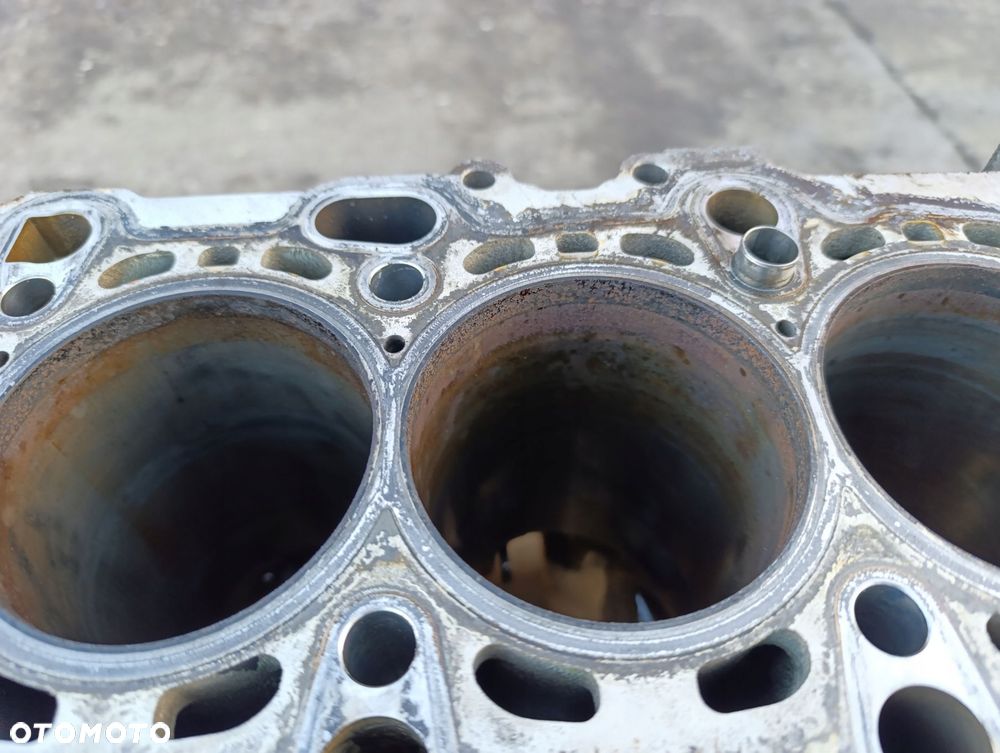 BMW E60 E90 BLOK SILNIKA 2.5D M57 197KM - 7
