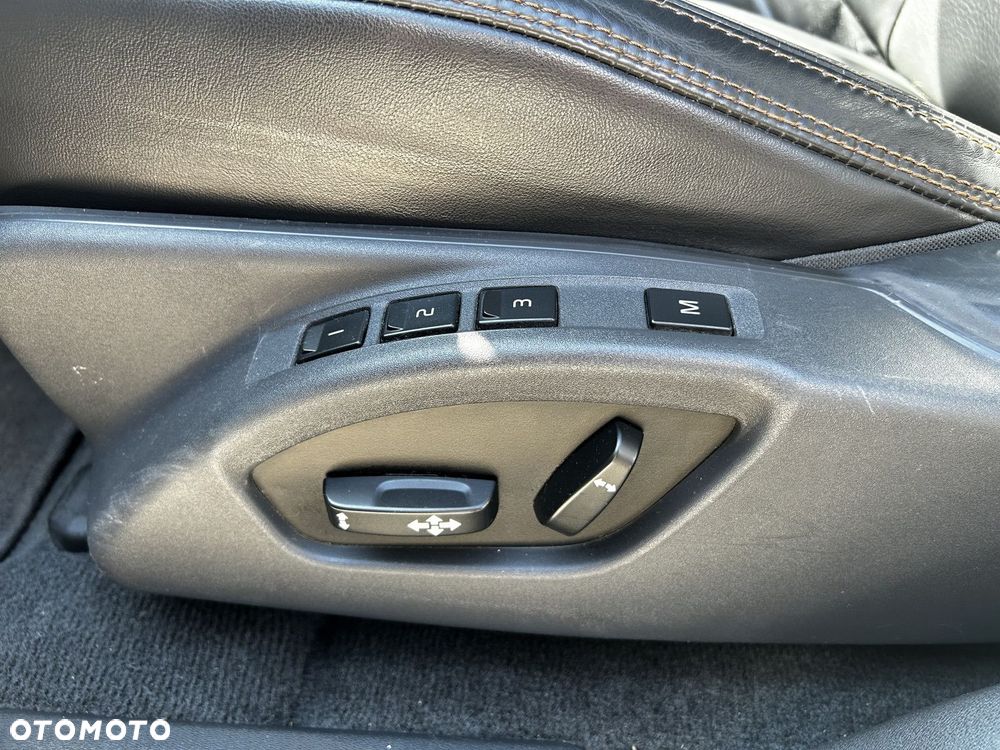 Volvo XC 60 - 18