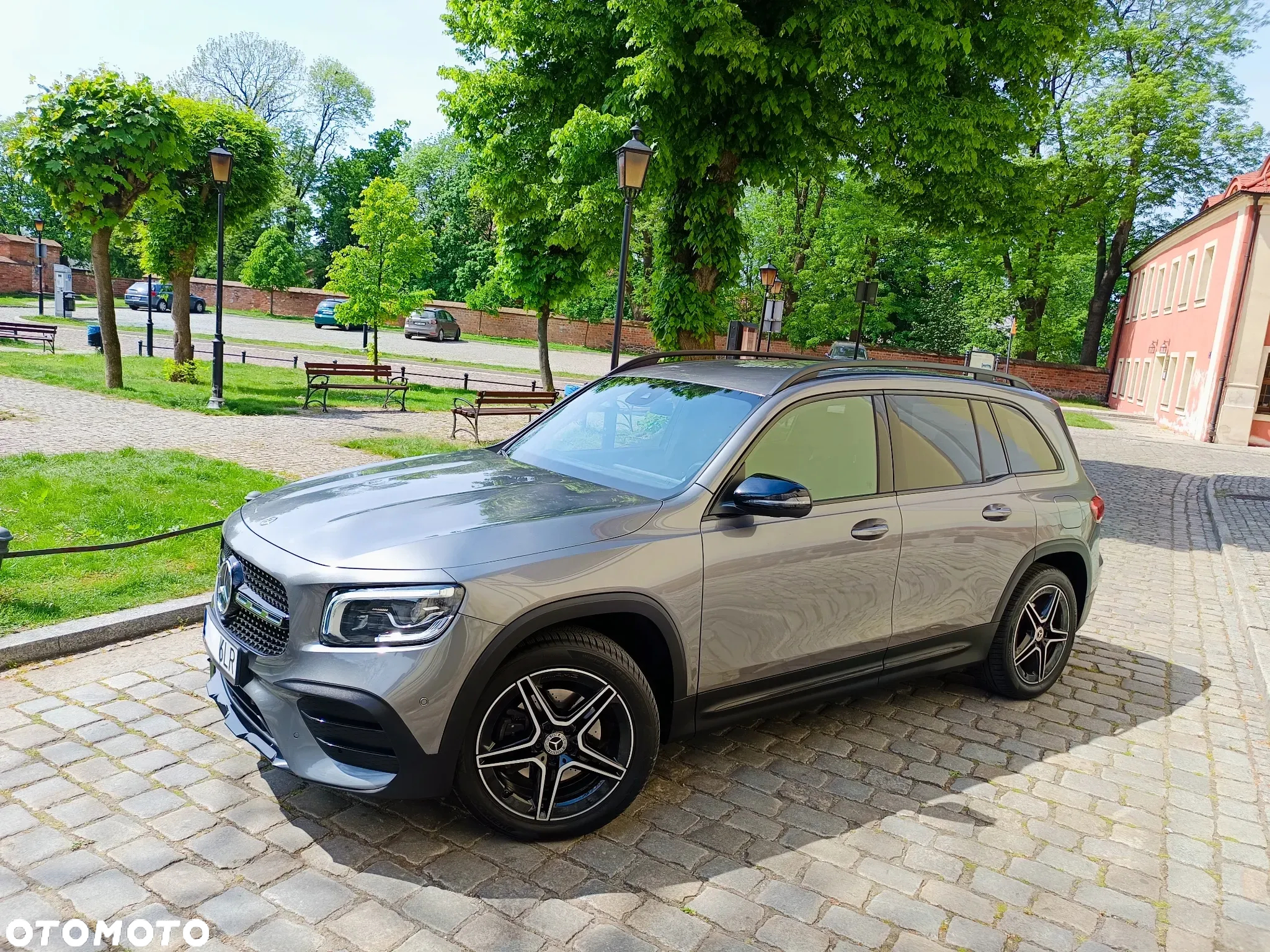 Mercedes-Benz GLB 200 AMG Line 7G-DCT - 2