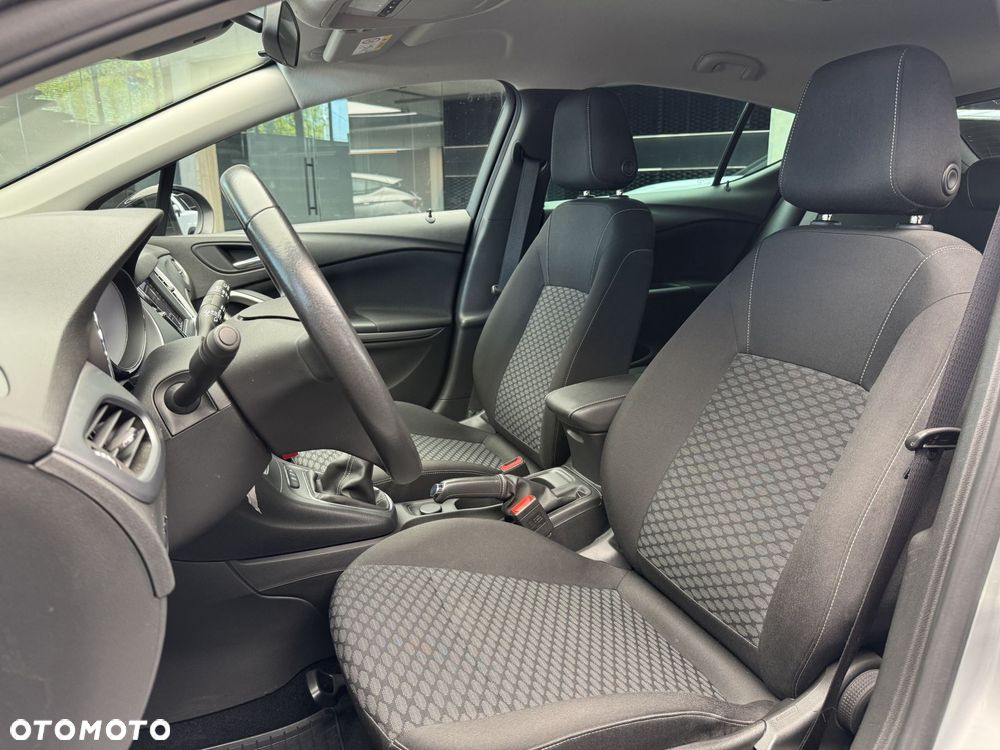 Opel Astra 1.5 CDTI Edition S&S - 12