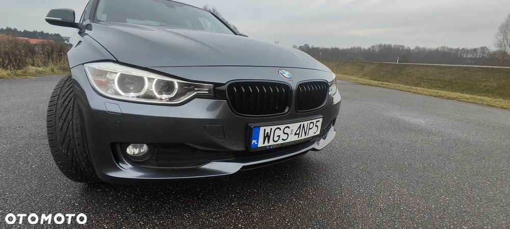 BMW Seria 3 318d - 2