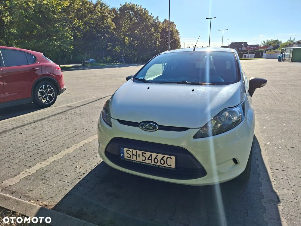 Ford Fiesta 1.25 Ambiente - 12