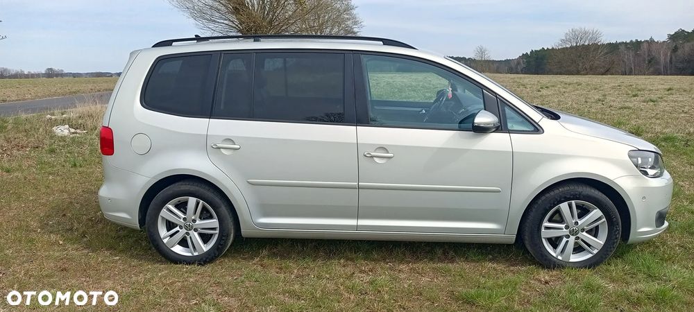Volkswagen Touran 1.4 TSI DSG Comfortline - 5
