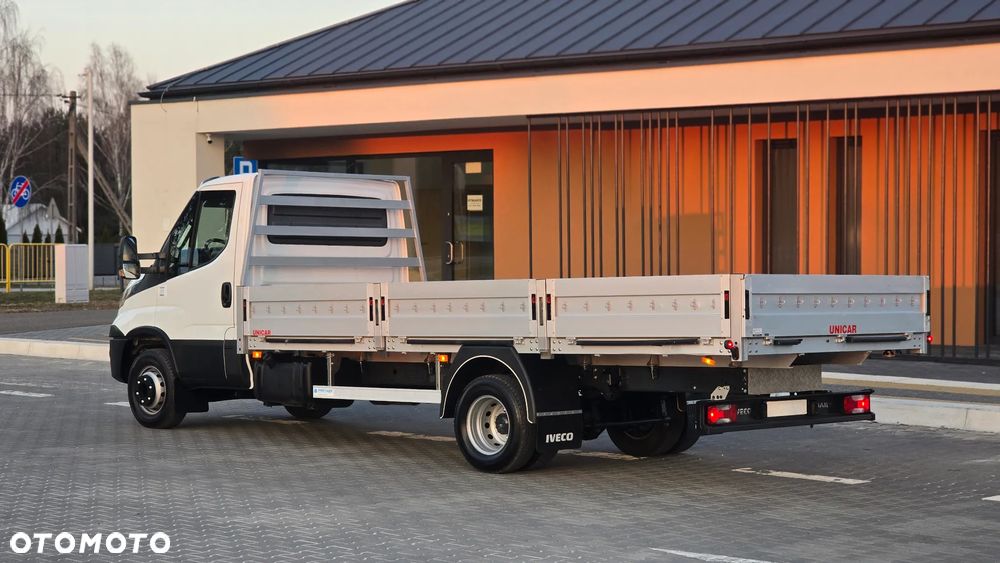 Iveco DAILY 3.0 180KM 10EP 72C18❗❗ŁADOWNOŚĆ 4 TONY / ZABUDOWA UNICAR 5M / SKRZYNIA OTWARTA / ROSTAW OSI 4.75 MAX / SKRZYNIA MANUALNA / TEMPOMAT / BURTY 40CM / SERWIS ASO / SALON POLSKA / 1 WŁASCICIEL -❗❗ - 16