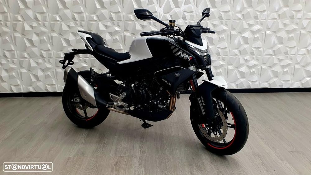 CF Moto 450NK - 2