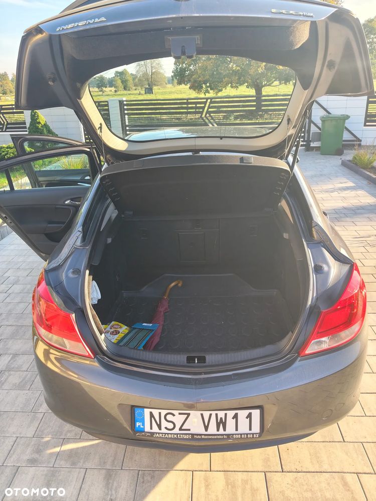Opel Insignia - 8