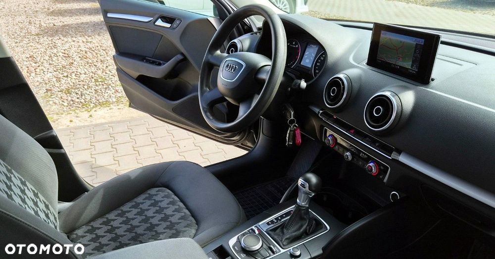 Audi A3 Sportback - 7
