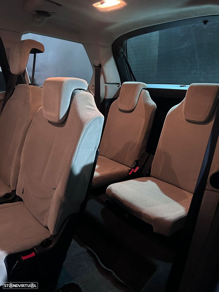 Citroën C4 Grand Picasso 1.6 HDi Confort CMP6 - 8