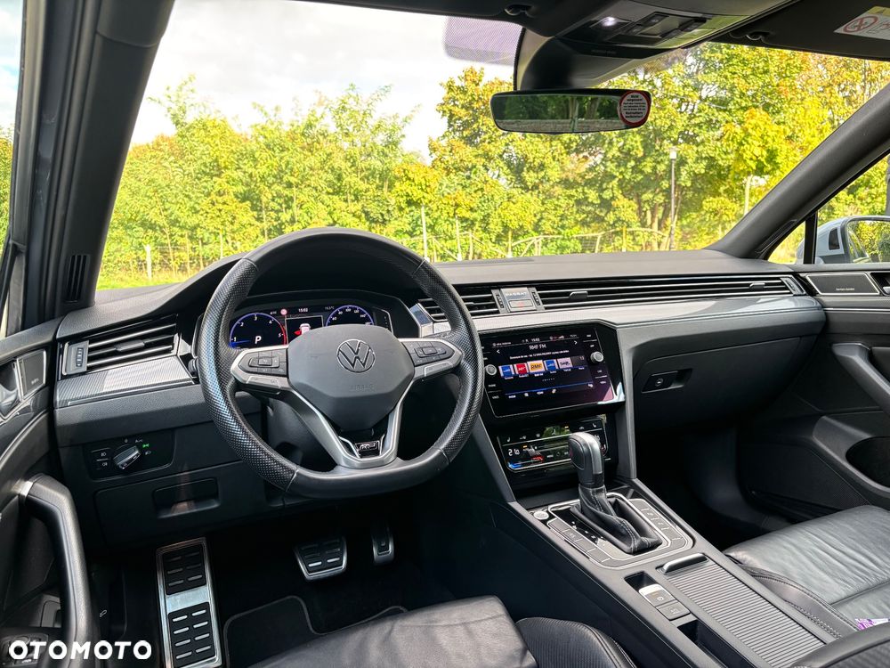 Volkswagen Passat 2.0 TDI SCR Style DSG - 23