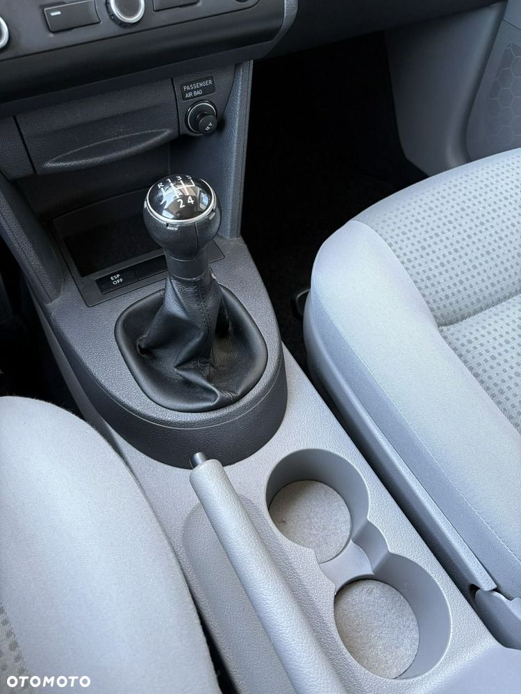 Volkswagen Caddy - 23