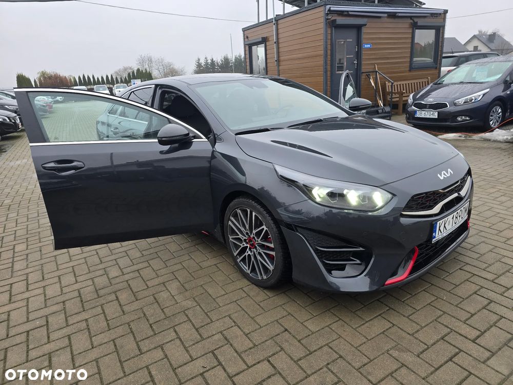 Kia ProCeed - 21