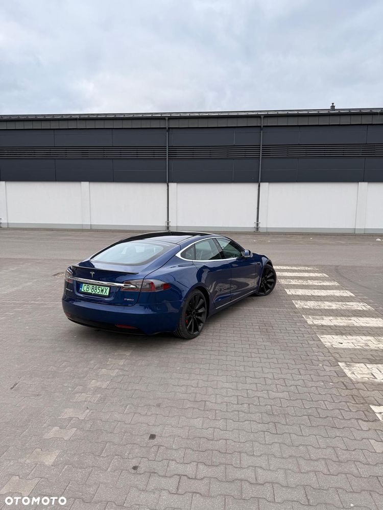 Tesla Model S Dual Motor Allradantrieb Performance - 8