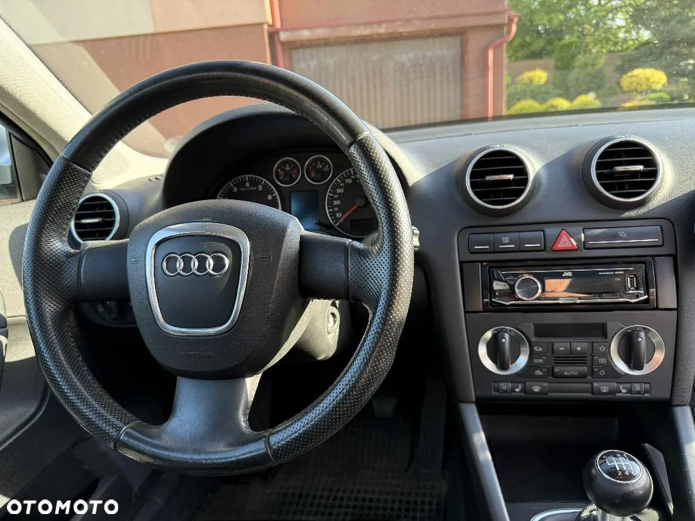 Audi A3 2.0 TFSI S line Sportpaket - 9