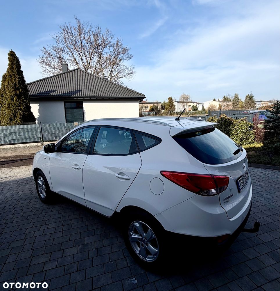 Hyundai ix35 1.7 CRDi 2WD UEFA EURO 2012 Edition - 14