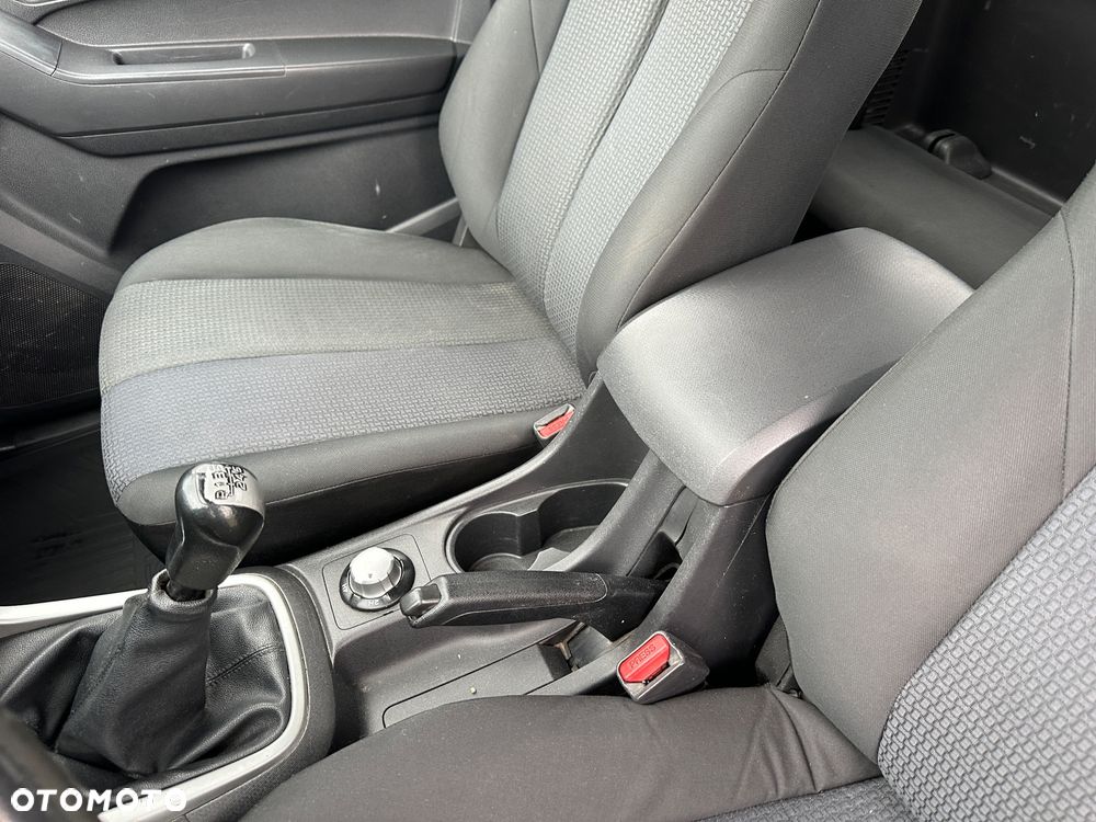 Isuzu D-Max 4x4 Double Cab Custom - 29