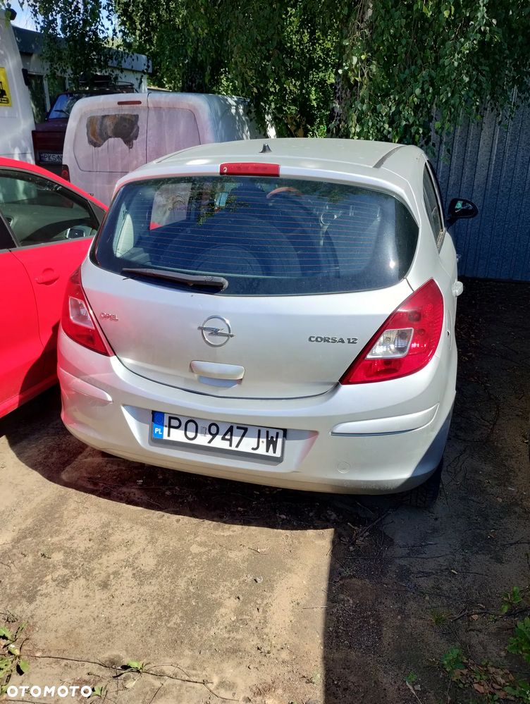Opel Corsa - 4