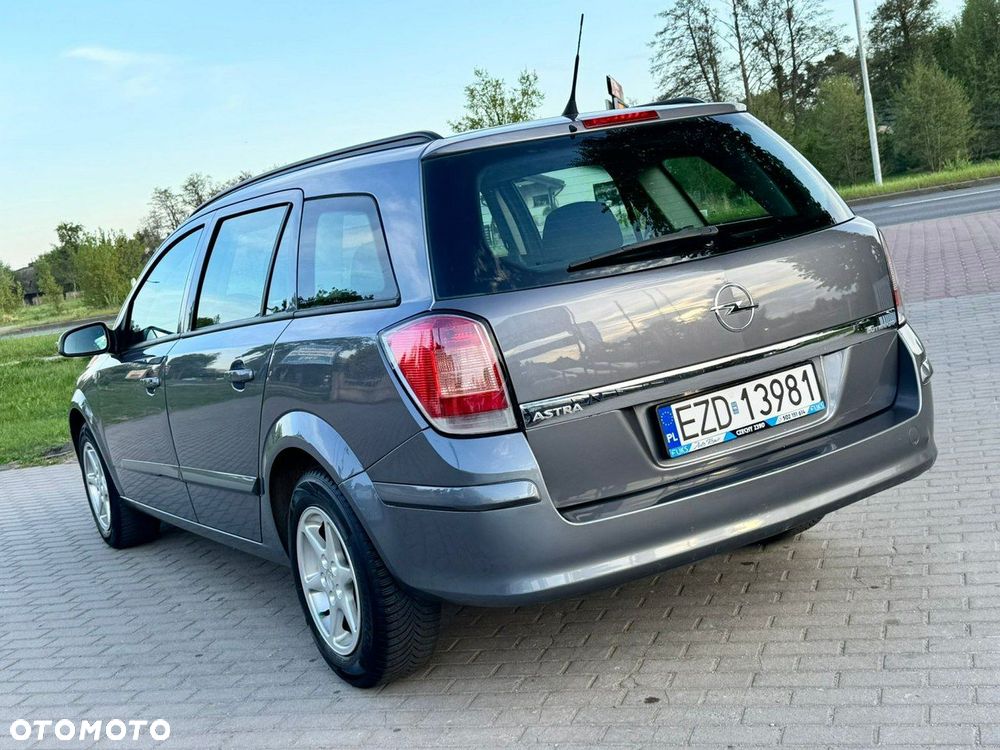 Opel Astra - 4