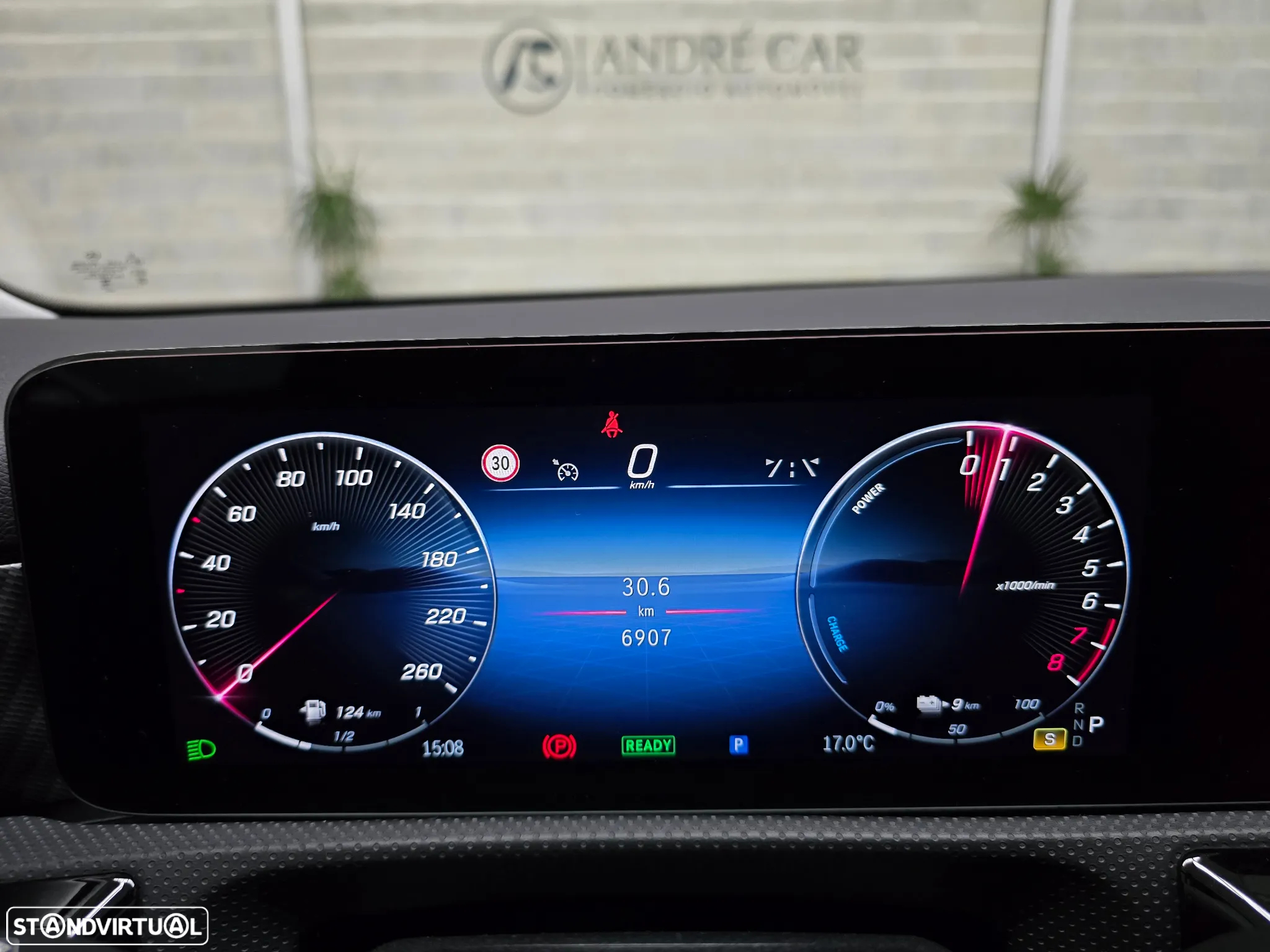 Mercedes-Benz A 250 Limousine e Progressive - 37