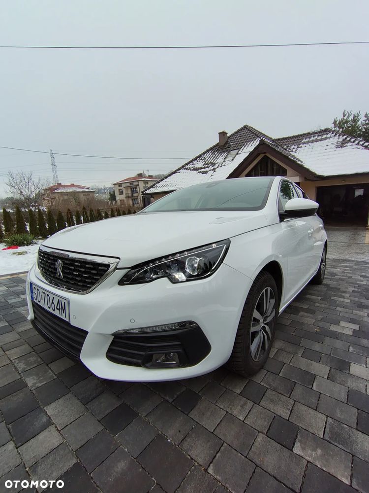 Peugeot 308 BlueHDi 130 EAT8 Stop & Start Allure Business-Paket - 16