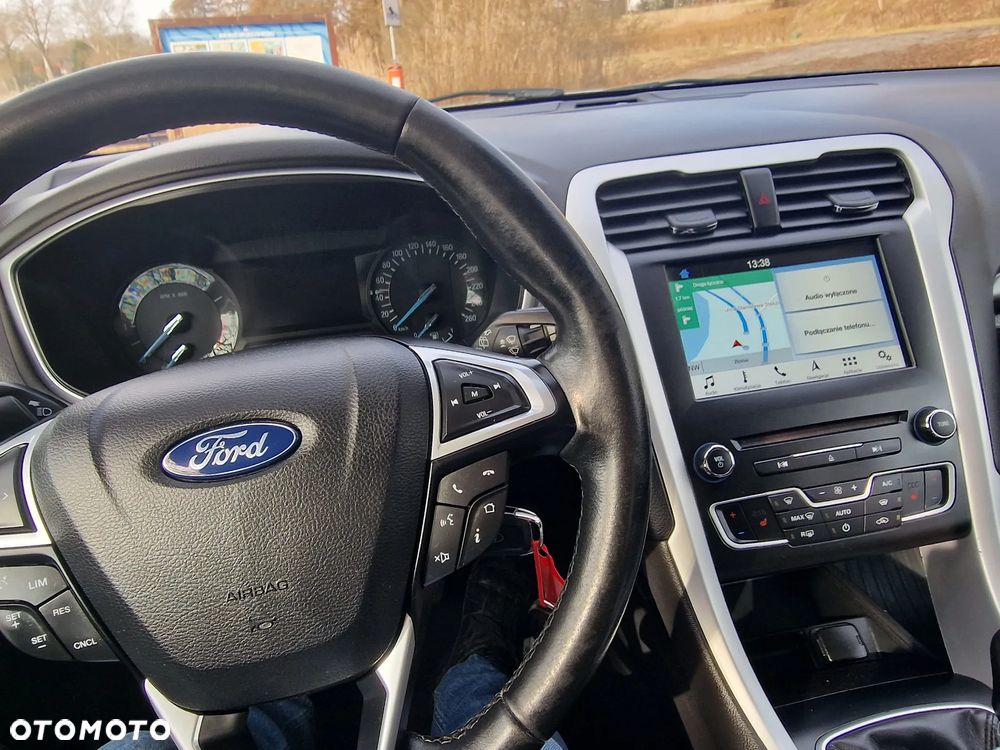 Ford Mondeo 2.0 TDCi Allrad Titanium - 25