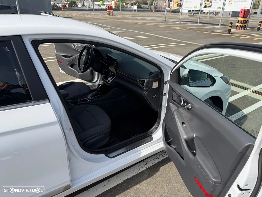 Hyundai Ioniq 1.6 GDI PHEV Tech - 14