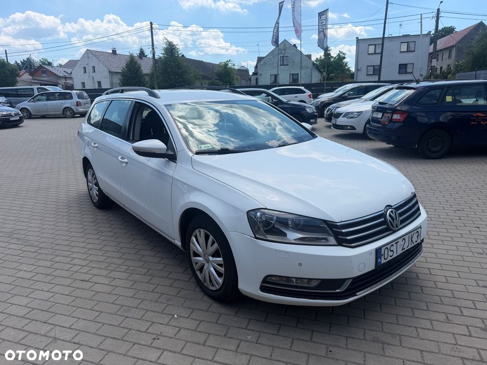 Volkswagen Passat 2.0 Blue TDI SCR Comfortline - 3