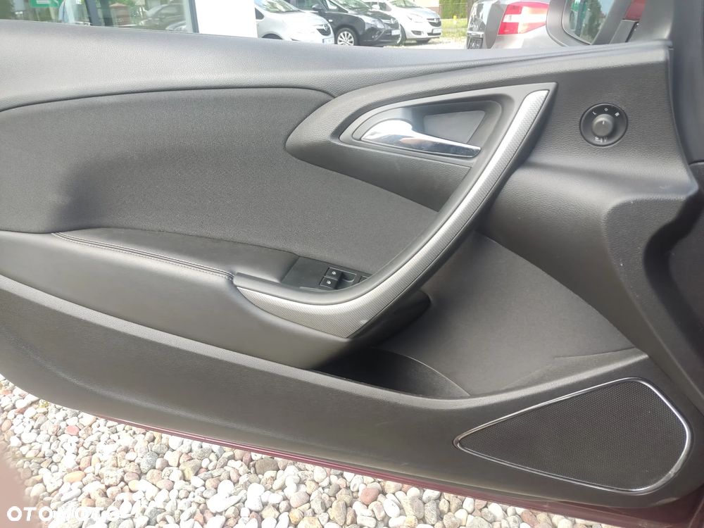 Opel Cascada 1.4 T Cosmo S&S EU6 - 14
