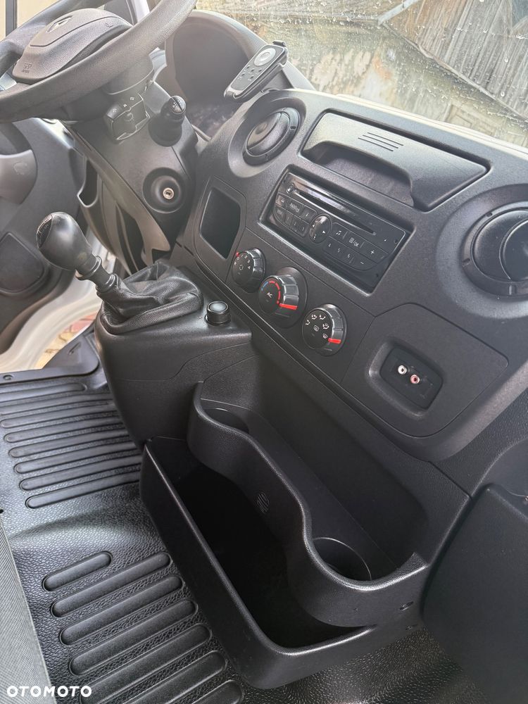 Renault Master - 10
