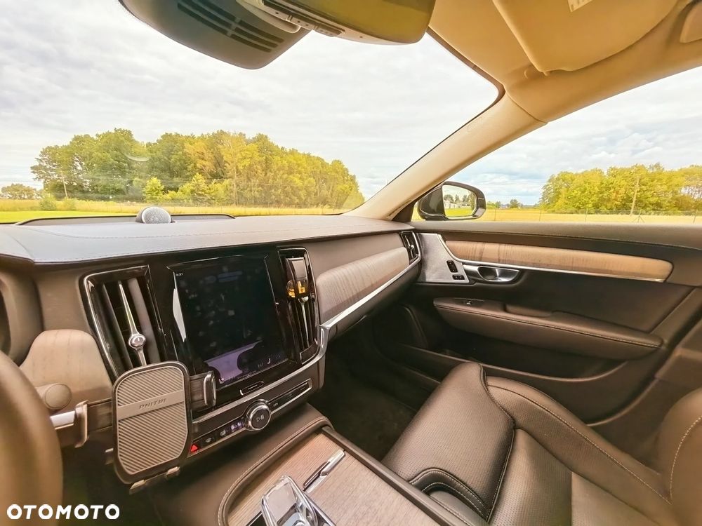 Volvo S90 - 26