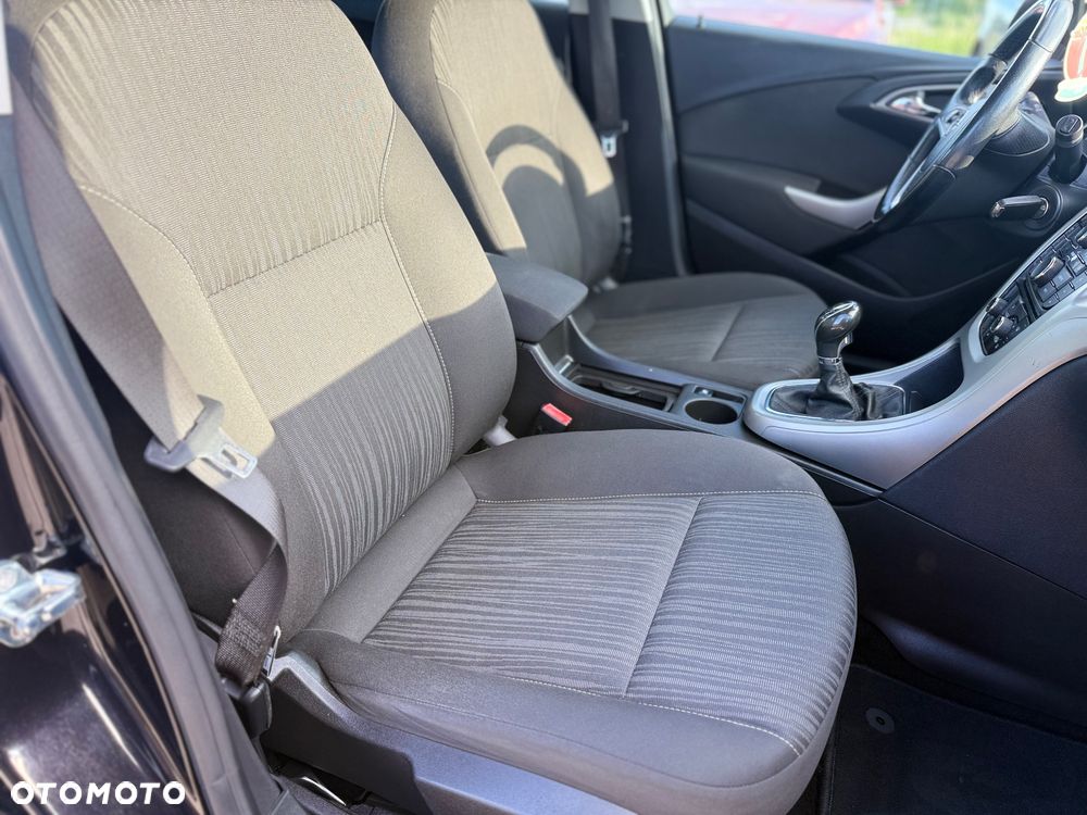 Opel Astra 1.4 Turbo Color Edition - 28