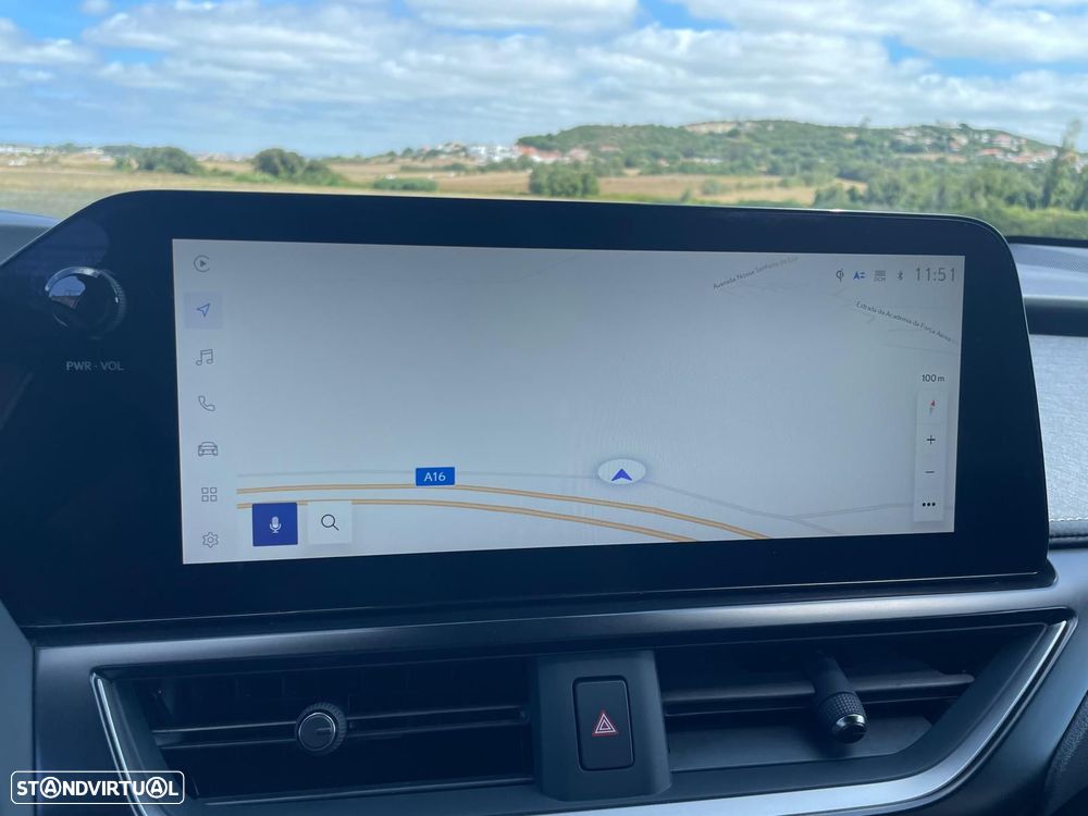 Lexus UX 250h Sport (Ecrã 12.3) - 24