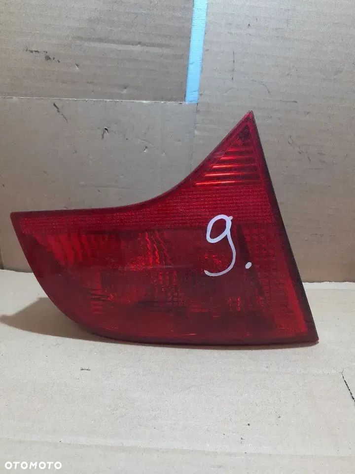 } LAMPA LEWY TYŁ AUDI A4 B7 nr 8E9945093