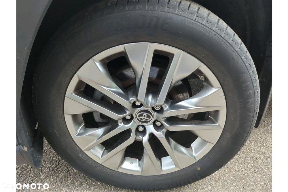 Toyota RAV4 - 16