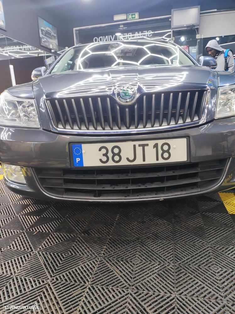 Skoda Octavia Break 1.6 TDi Elegance - 2