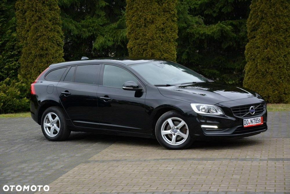 Volvo V60 D4 Geartronic Momentum Pro - 3