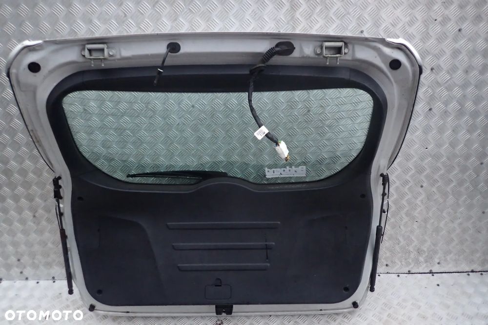 KLAPA BAGAŻNIKA  HYUNDAI IX35 - 5