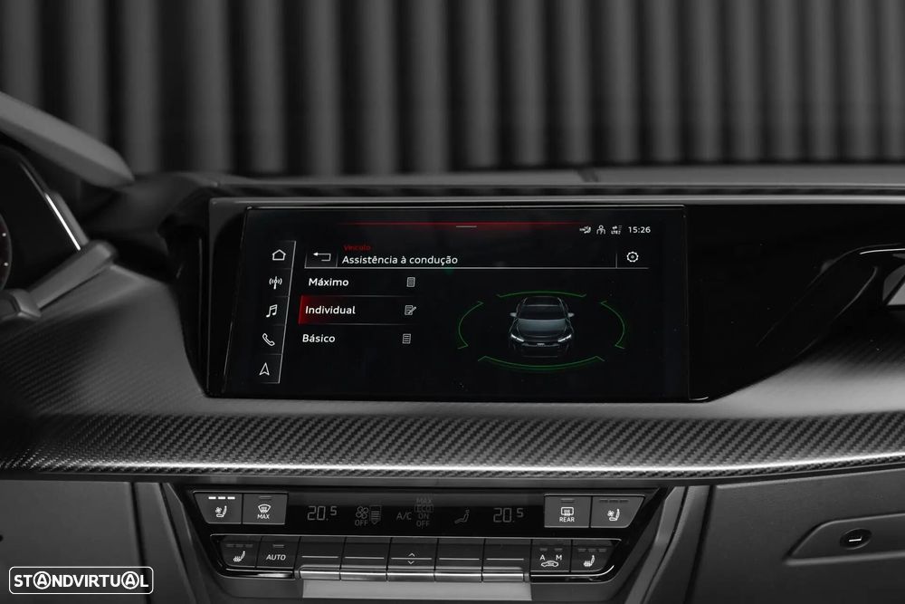 Audi e-tron GT quattro - 40