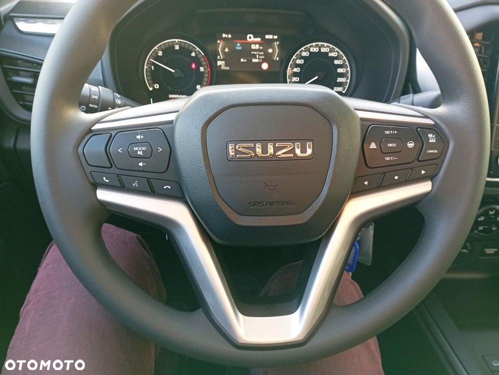 Isuzu D-Max 1.9 DC LS - 13