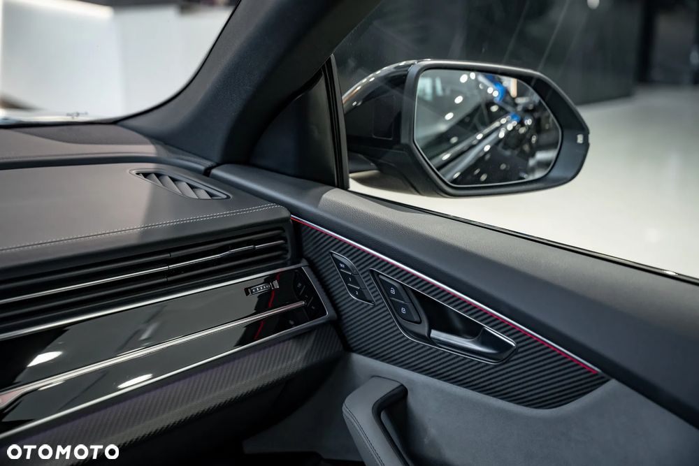 Audi SQ8 - 36