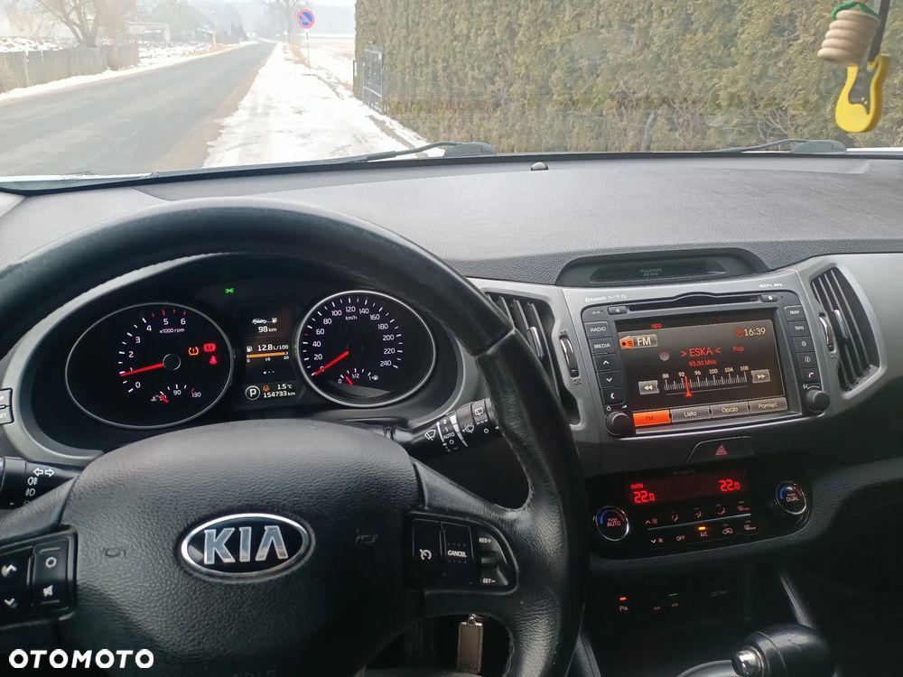 Kia Sportage 2.0 CRDI 4WD Automatik Vision - 2