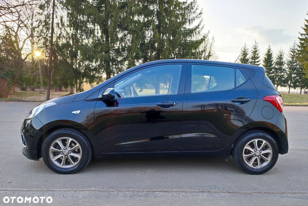 Hyundai i10 - 12