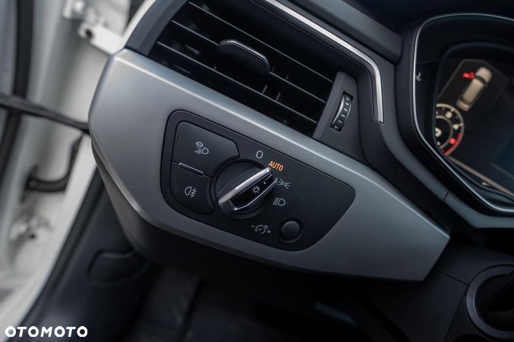 Audi A4 Avant 2.0 TDI S tronic - 17