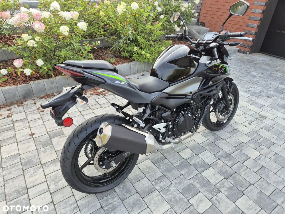 Kawasaki Z - 8