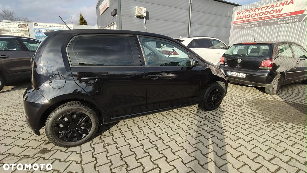 Volkswagen up! 1.0 take - 6
