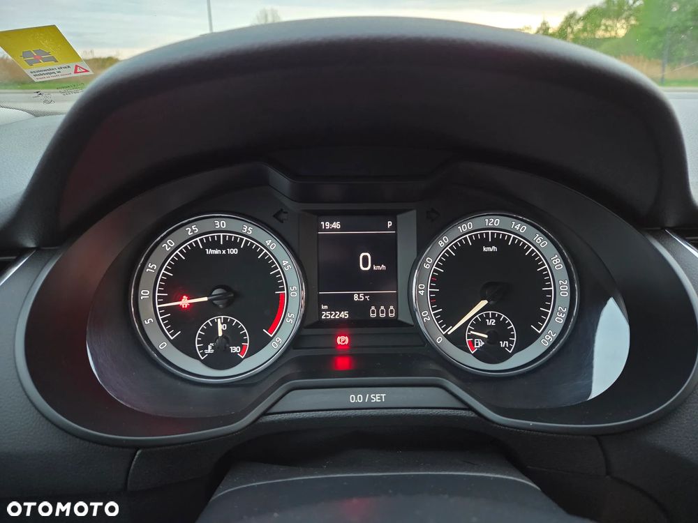 Skoda Octavia 2.0 TDI Style DSG - 21