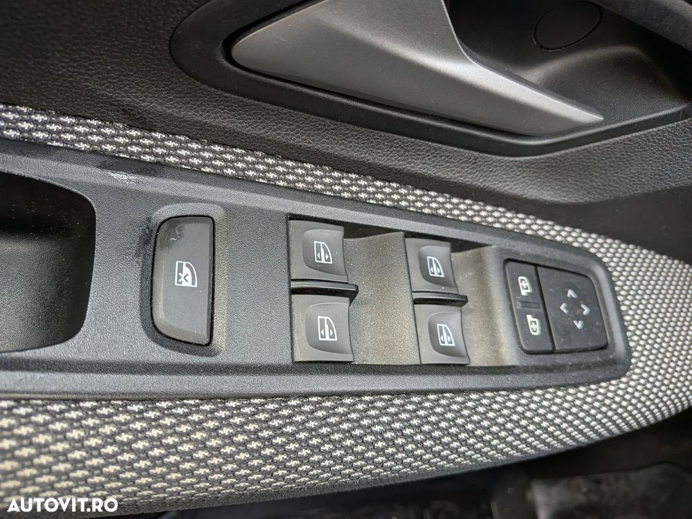 Dacia Logan TCe 90 MT5 Expression - 13