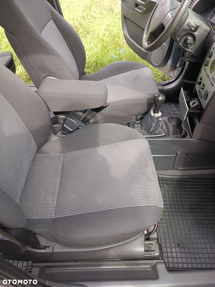 Opel Meriva 1.6 (Essentia) - 7