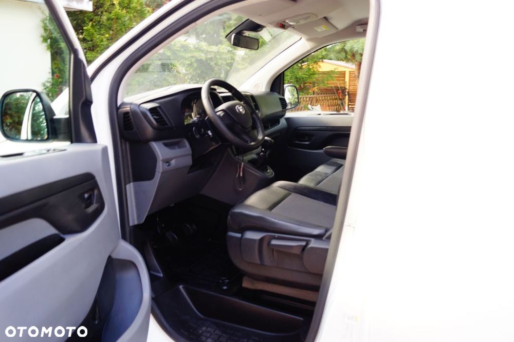 Toyota ProAce - 15